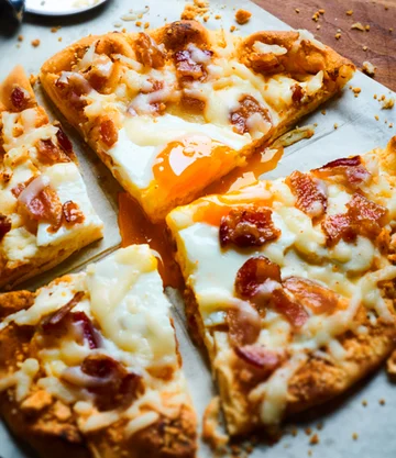 Say Cheese Pizza's Social Media Presence